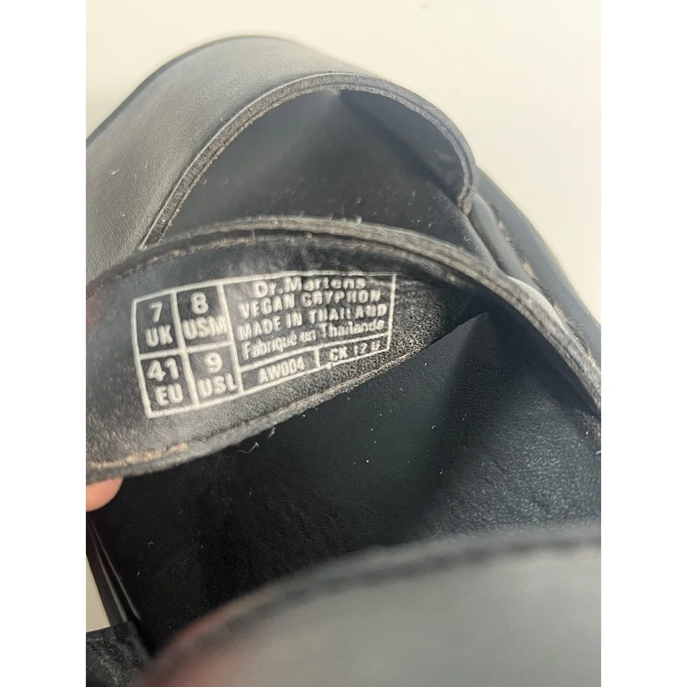 Dr. Martens Vegan Gryphon Shoes Mens Size 8 Black Strappy Sandals Buckle